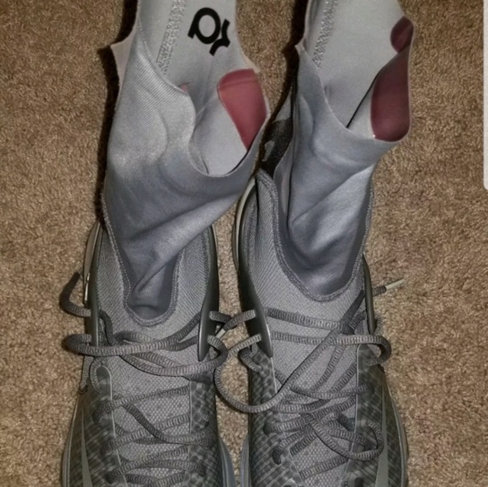 New KD8 Nike men shoes size 11 new without box